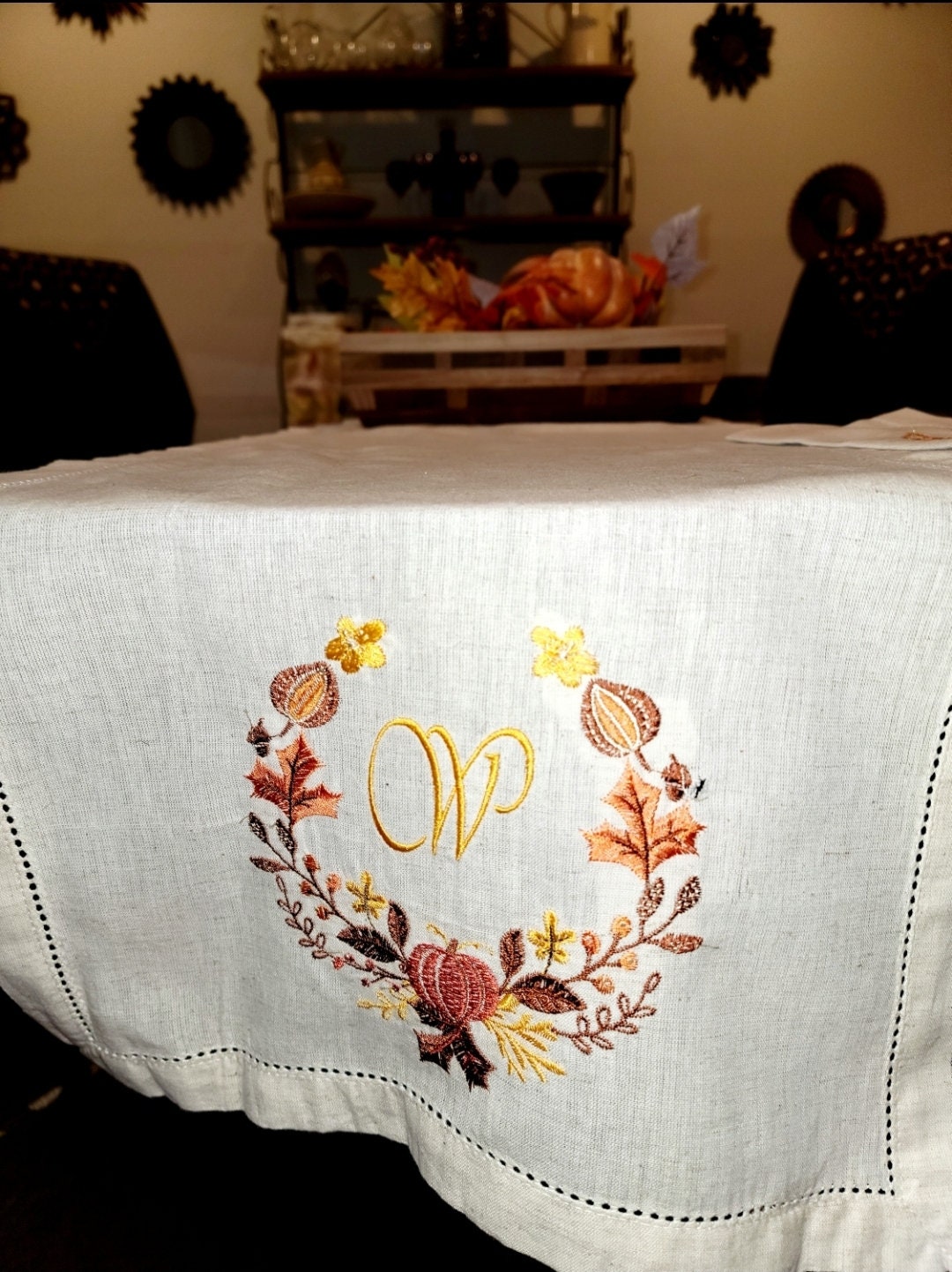 Ships within 24 hours | Autumn Wreath Personalized Table Runner with 6 Matching Napkins | Thanksgiving | Fall Table | Fall Decor